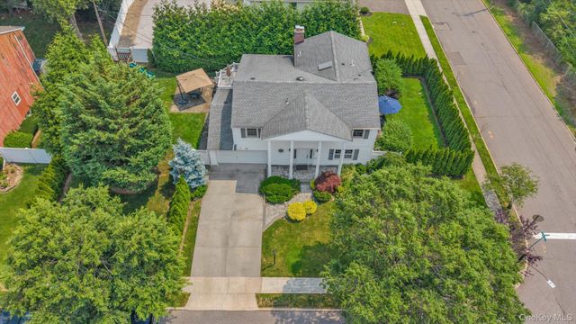 2 Madison Avenue, Jericho, NY 11753