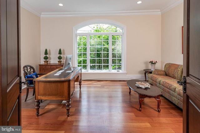 20 LEONARD CT, Princeton, NJ 08540