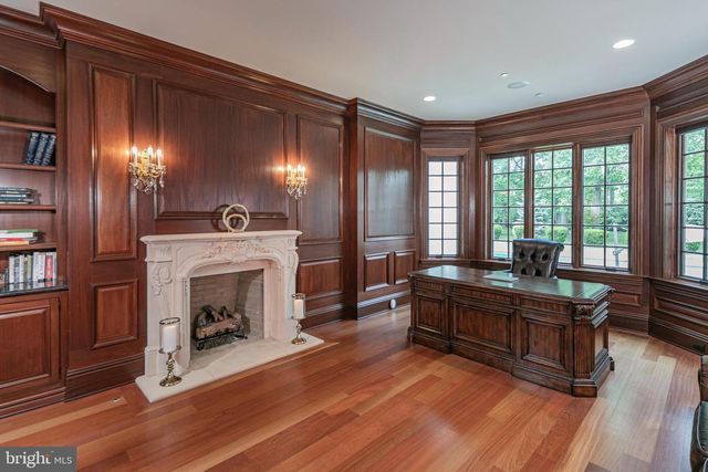 20 LEONARD CT, Princeton, NJ 08540