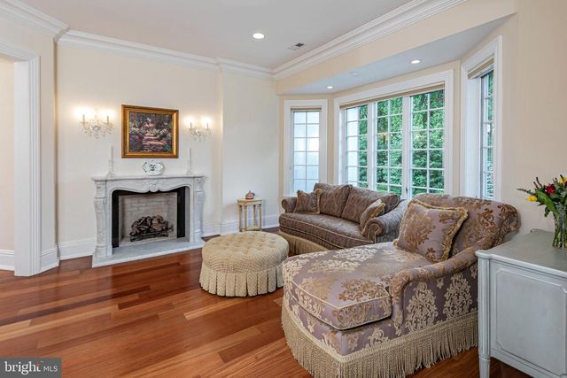 20 LEONARD CT, Princeton, NJ 08540