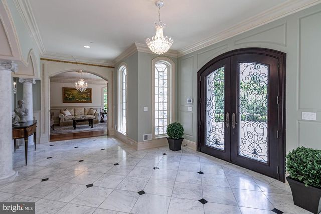 20 LEONARD CT, Princeton, NJ 08540