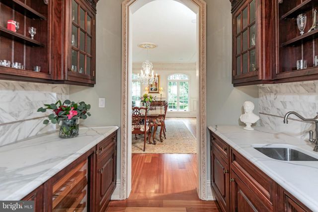 20 LEONARD CT, Princeton, NJ 08540