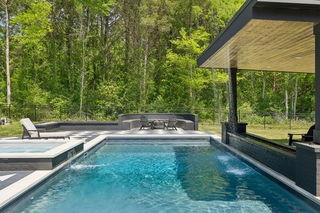 1001 Annecy Pkwy, Nolensville, TN 37135