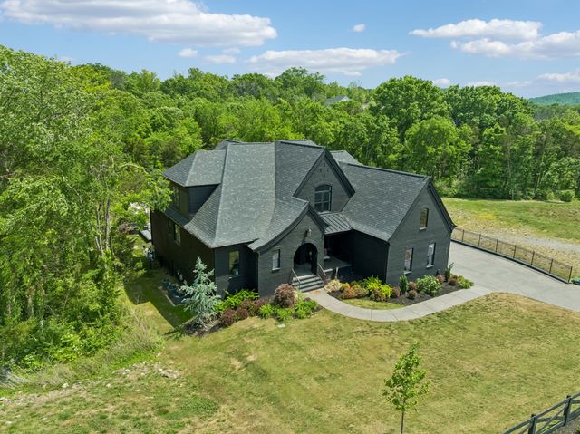 1001 Annecy Pkwy, Nolensville, TN 37135