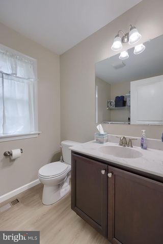 140 LIZ LN, Gap, PA 17527