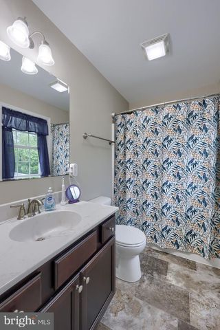140 LIZ LN, Gap, PA 17527