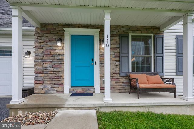 140 LIZ LN, Gap, PA 17527