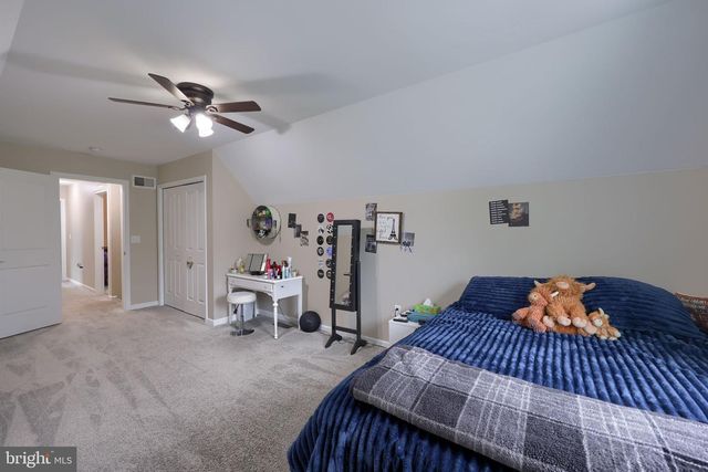 140 LIZ LN, Gap, PA 17527