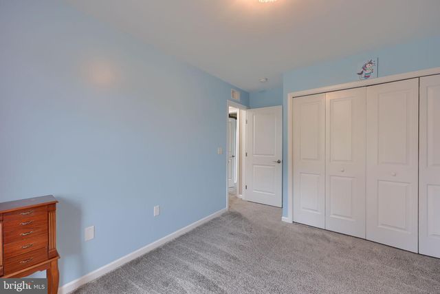 140 LIZ LN, Gap, PA 17527