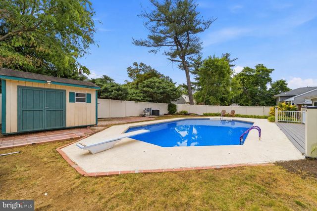 117 HARVEST RD, Cherry Hill, NJ 08002