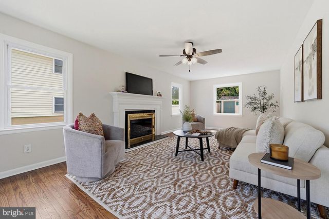 117 HARVEST RD, Cherry Hill, NJ 08002