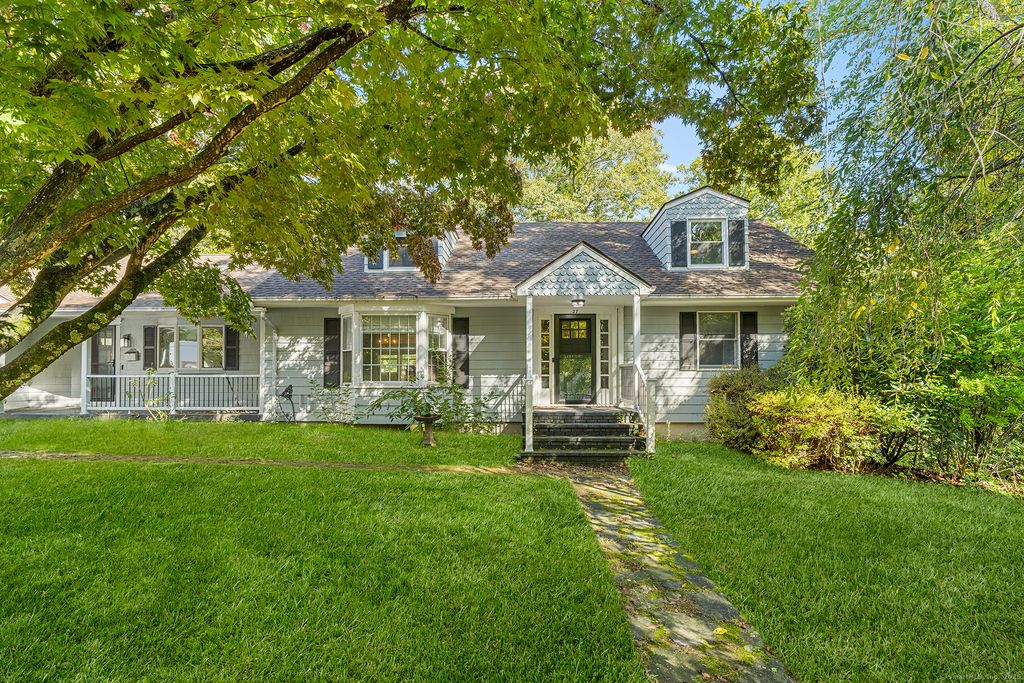 27 Mullen Hill Road, Waterford, CT 06385