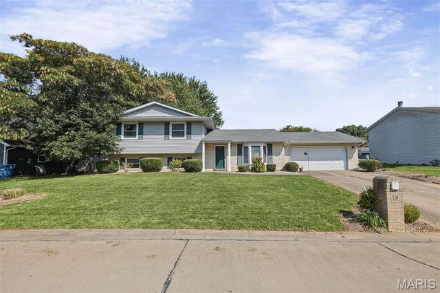 531 Whip Poor Will Street, Troy, IL 62294