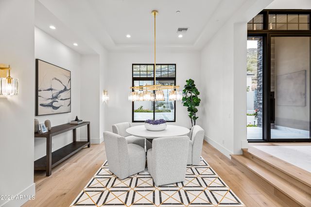 11520 E DREYFUS Avenue, Scottsdale, AZ 85259