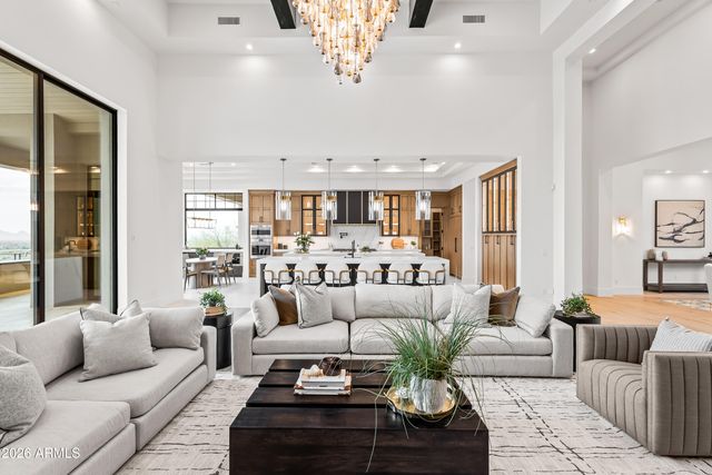 11520 E DREYFUS Avenue, Scottsdale, AZ 85259