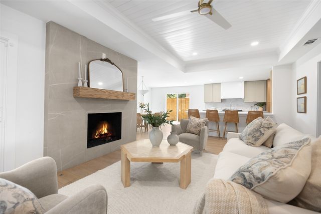 13824 Far Hills Lane, Dallas, TX 75240