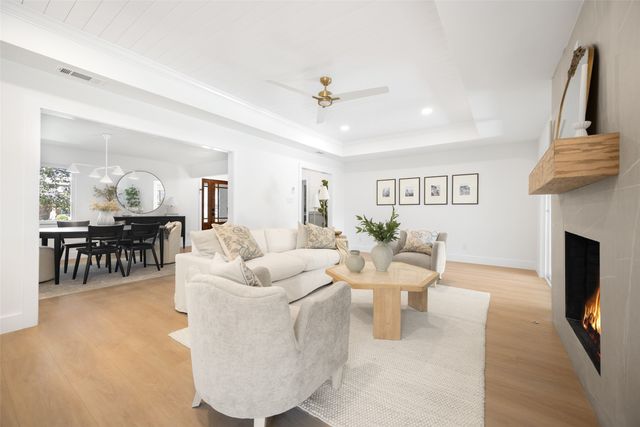 13824 Far Hills Lane, Dallas, TX 75240