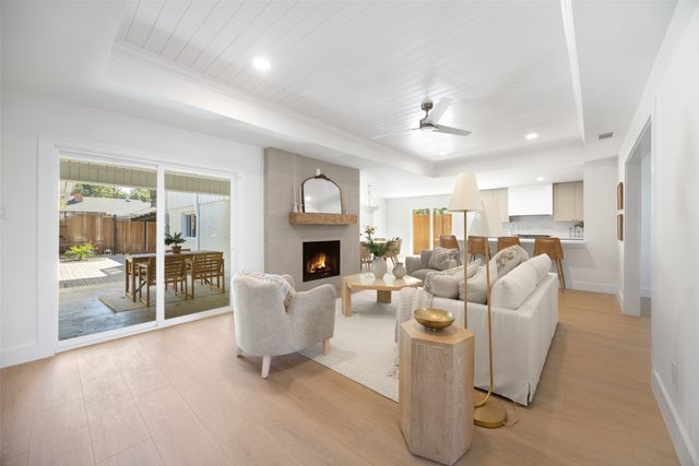 13824 Far Hills Lane, Dallas, TX 75240