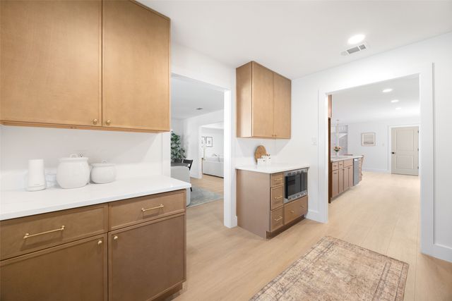 13824 Far Hills Lane, Dallas, TX 75240