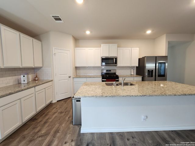 13129 WHISPER BEND, San Antonio, TX 78252