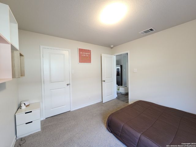 13129 WHISPER BEND, San Antonio, TX 78252