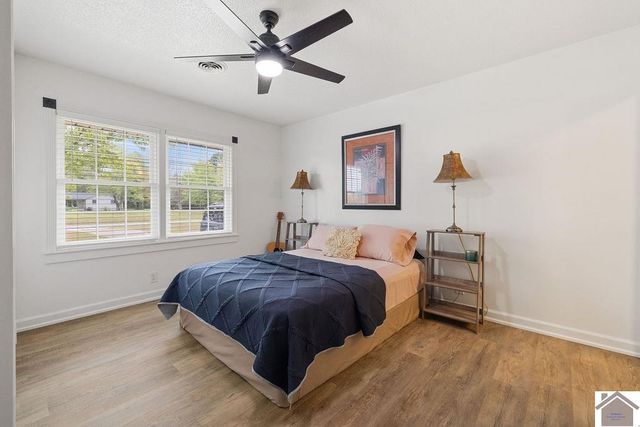 10256 E State Route 94, Murray, KY 42071