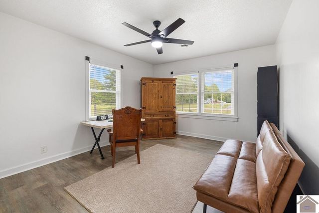 10256 E State Route 94, Murray, KY 42071