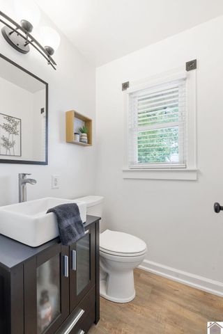 10256 E State Route 94, Murray, KY 42071