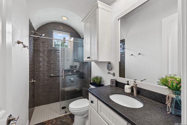 555 Curvatura, New Braunfels, TX 78132