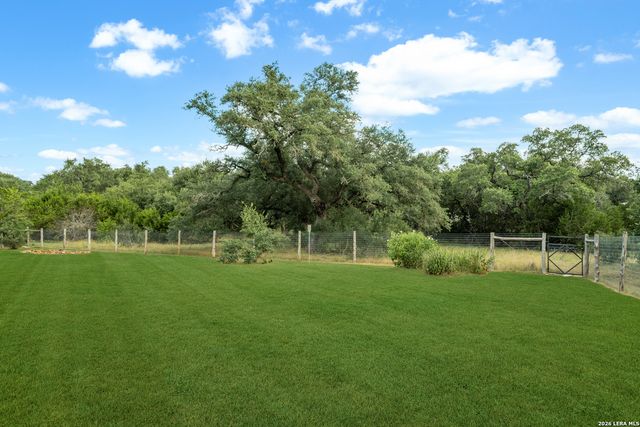 555 Curvatura, New Braunfels, TX 78132