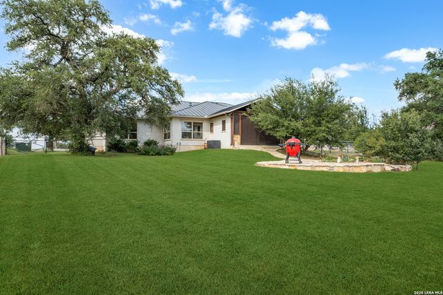 555 Curvatura, New Braunfels, TX 78132