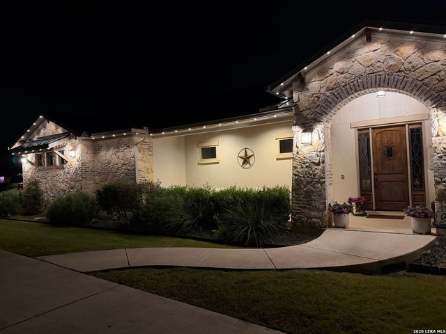 555 Curvatura, New Braunfels, TX 78132