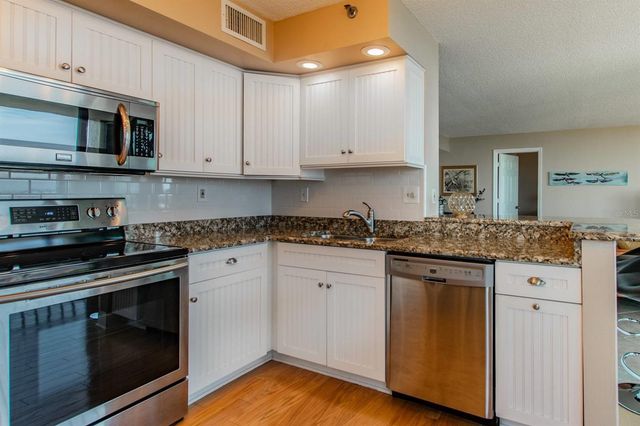 6322 PALMA DEL MAR BOULEVARD S 1004, St Petersburg, FL 33715