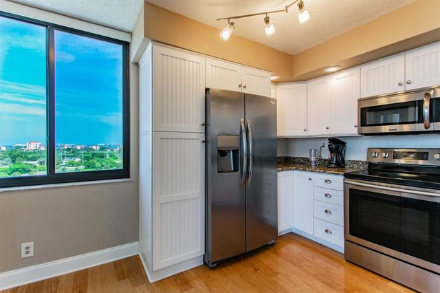 6322 PALMA DEL MAR BOULEVARD S 1004, St Petersburg, FL 33715