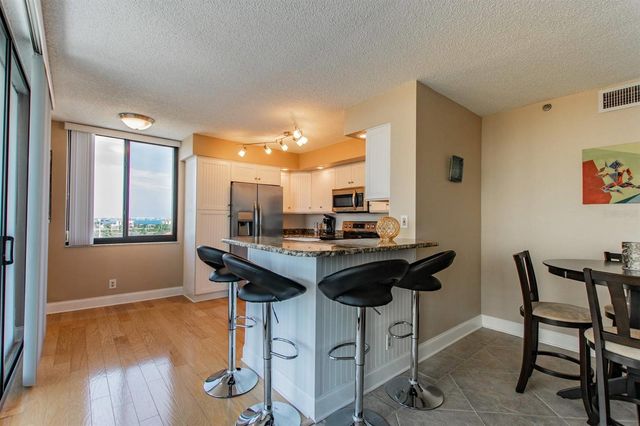 6322 PALMA DEL MAR BOULEVARD S 1004, St Petersburg, FL 33715