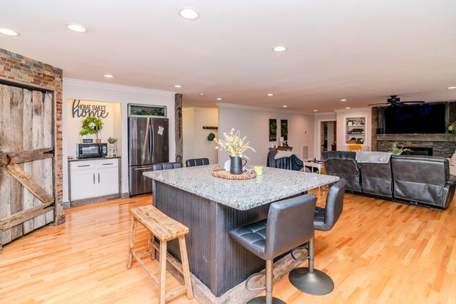 62 Iris Point, Somerset, KY 42503