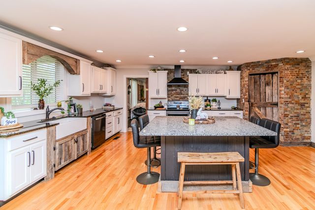 62 Iris Point, Somerset, KY 42503