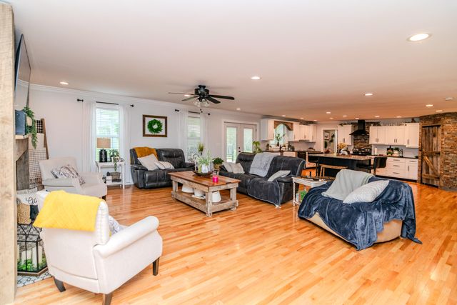 62 Iris Point, Somerset, KY 42503