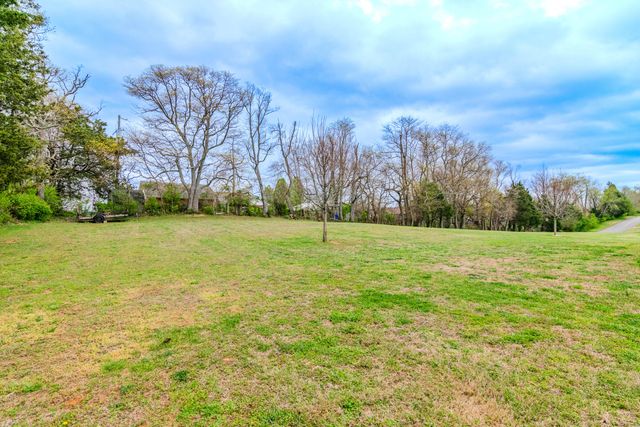 62 Iris Point, Somerset, KY 42503