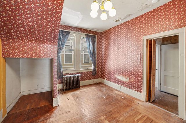 1212 5th Street, Bay City, MI 48708