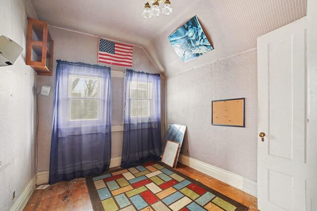 1212 5th Street, Bay City, MI 48708