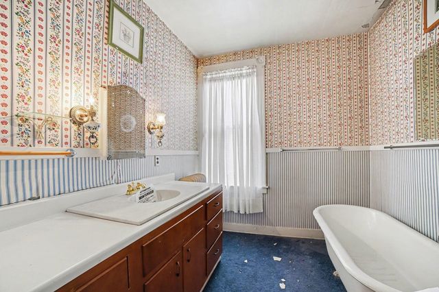 1212 5th Street, Bay City, MI 48708