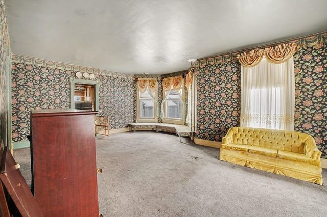 1212 5th Street, Bay City, MI 48708