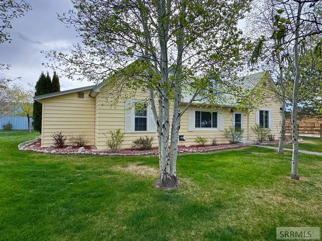 13014 N 105 E, Idaho Falls, ID 83401