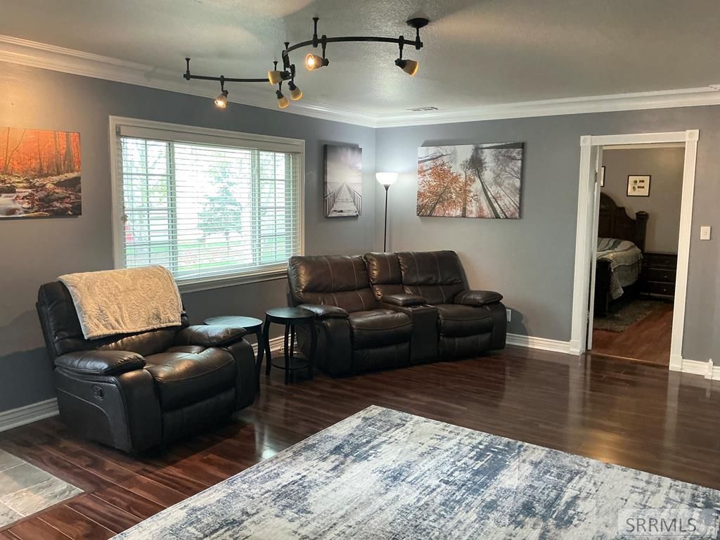 Image 4 of property listing at 13014 N 105 E, Idaho Falls, ID 83401