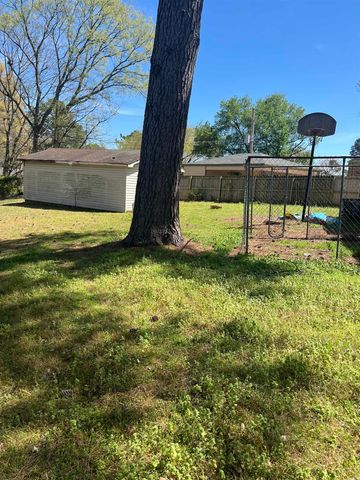 4942 FOXHALL DR, Memphis, TN 38118