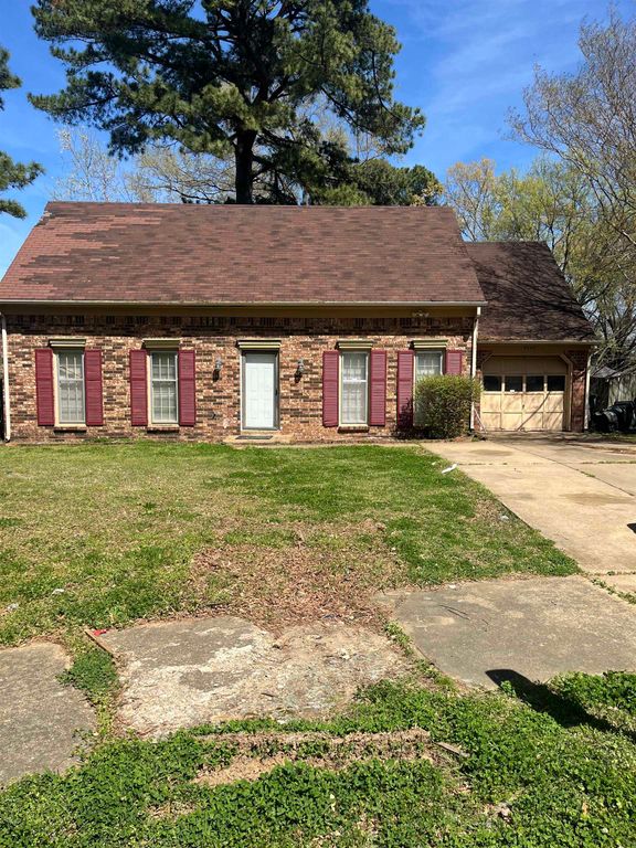 4942 FOXHALL DR, Memphis, TN 38118