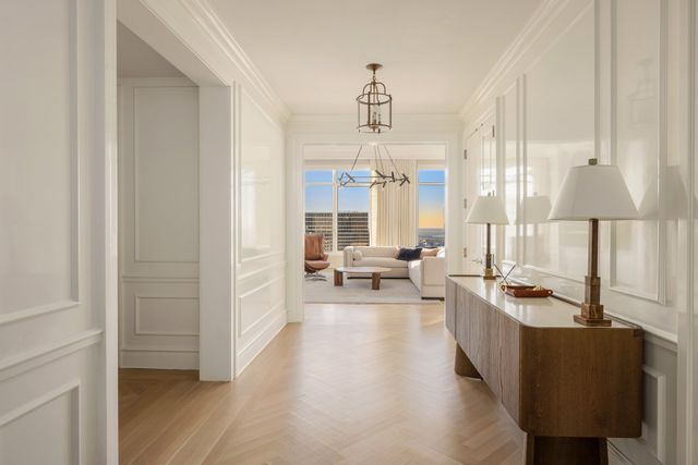 30 Park Pl Apt 67A, New York City, NY 10007