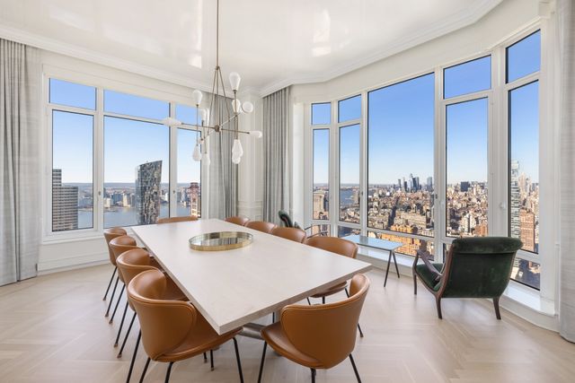 30 Park Pl Apt 67A, New York City, NY 10007