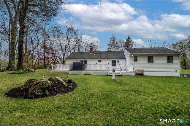 4 Farrell Road, Newtown, CT 06470